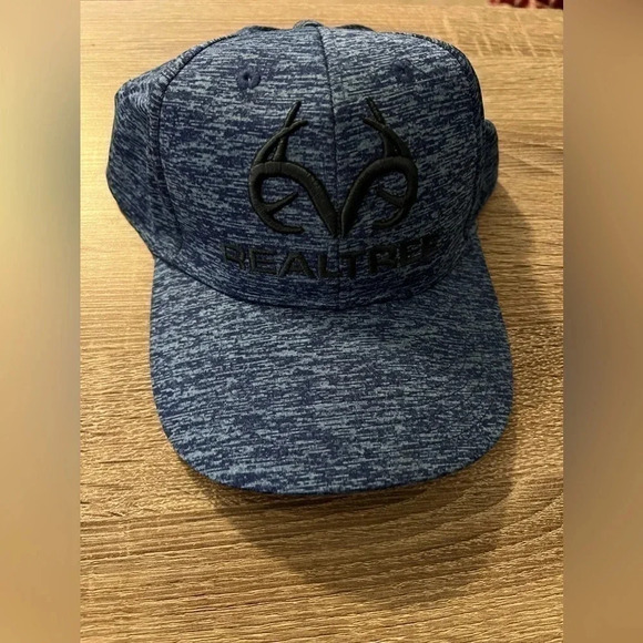Realtree Hat Cap by Outdoor Cap One Size Adjustable Hook & Loop - Picture 1 of 2